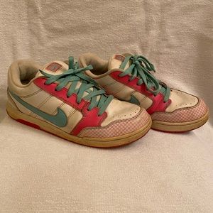 Nike 6.0(7y) Women’s 8.5